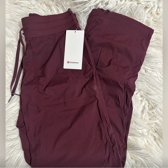 NWT Lululemon Dance Studio Mid-Rise Pant *Regular - Picture 2 of 6